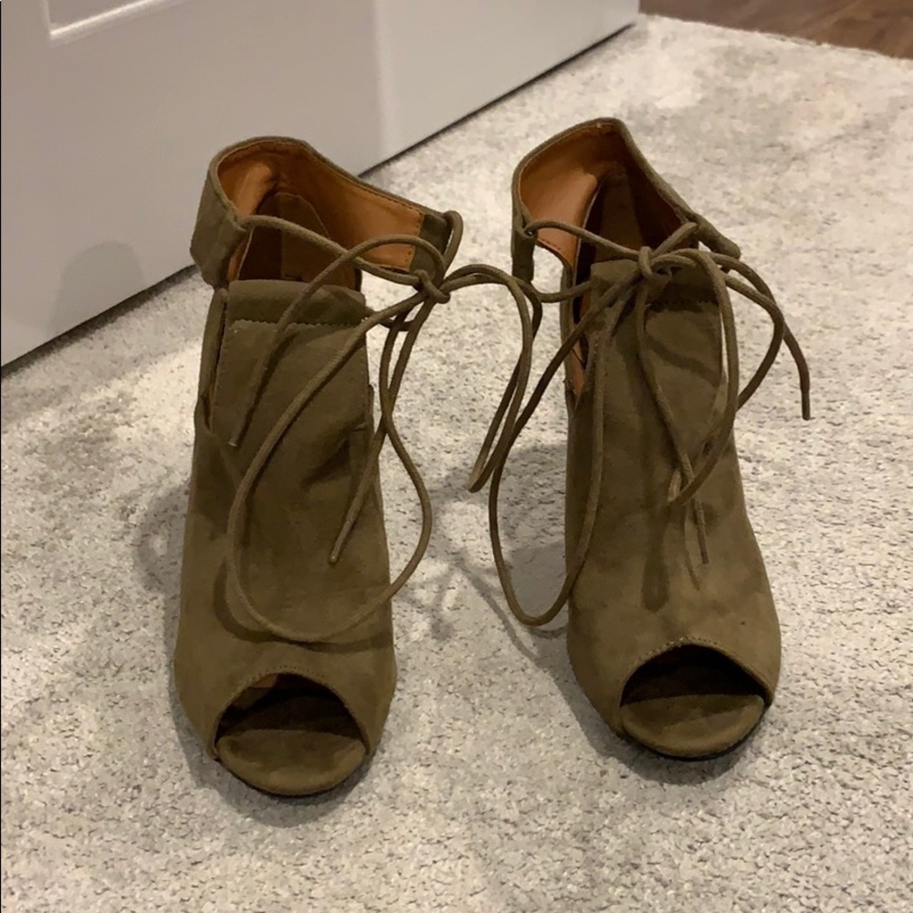 Green heels